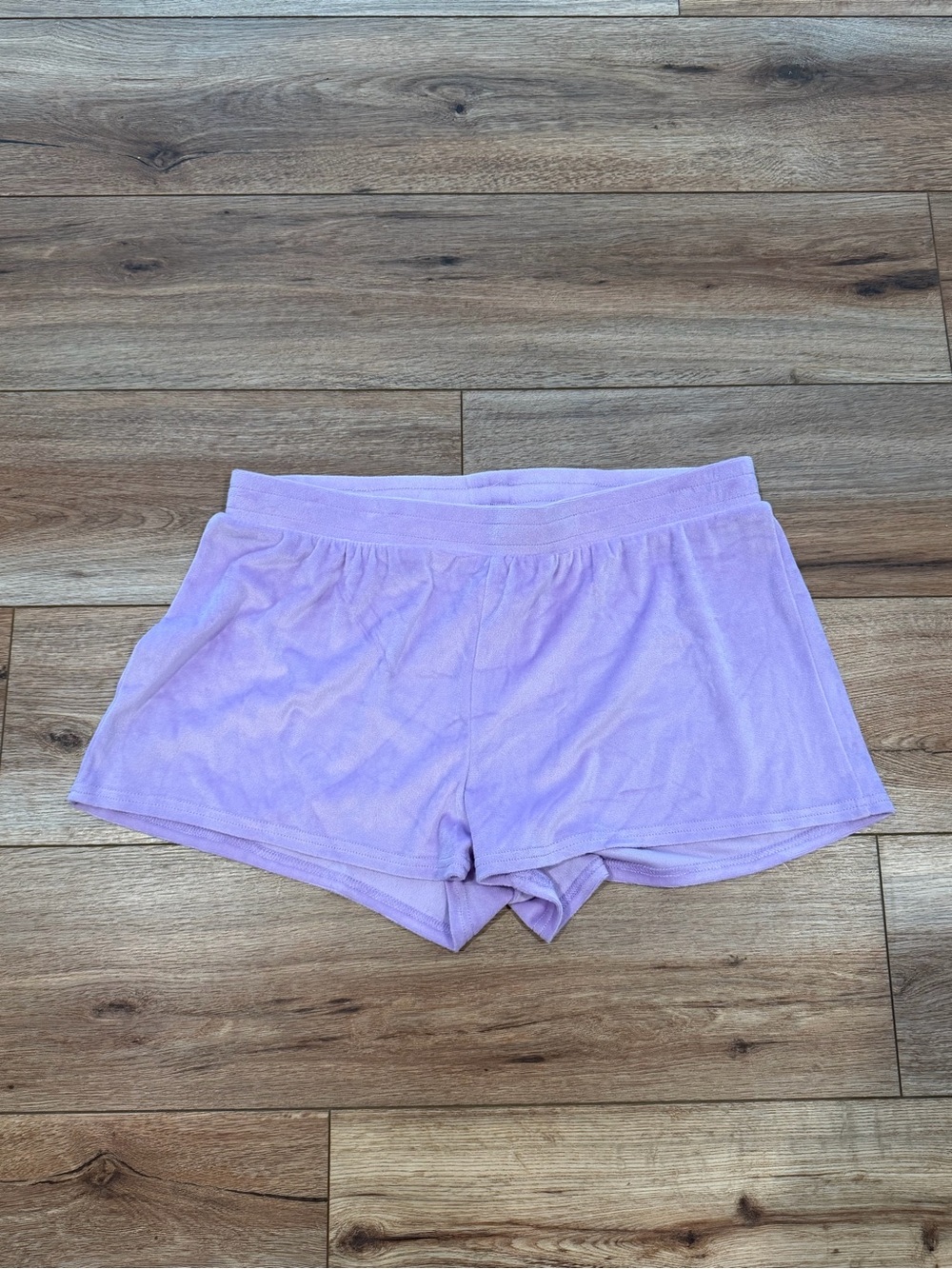 Juicy Couture Lavender / Purple Lounge Shorts Size XL